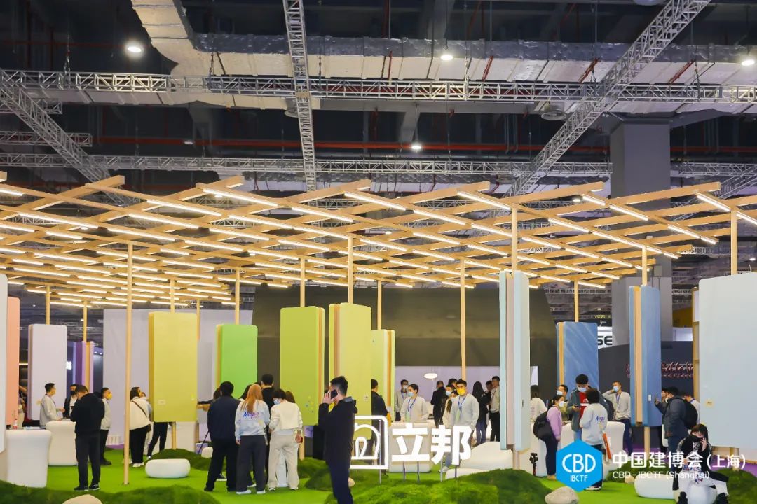 重磅官宣！2026CBD上海建博会|国际高端墙体涂装展【主办单位: 中国对外贸易中心（集团）、中国建筑装饰协会】